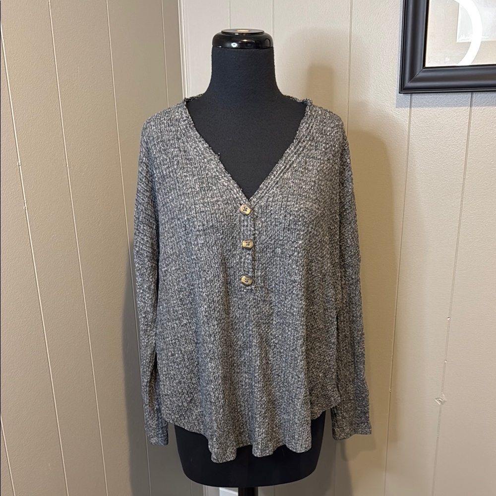 B4 American Eagle Women’s Small Soft Plush Knit Top